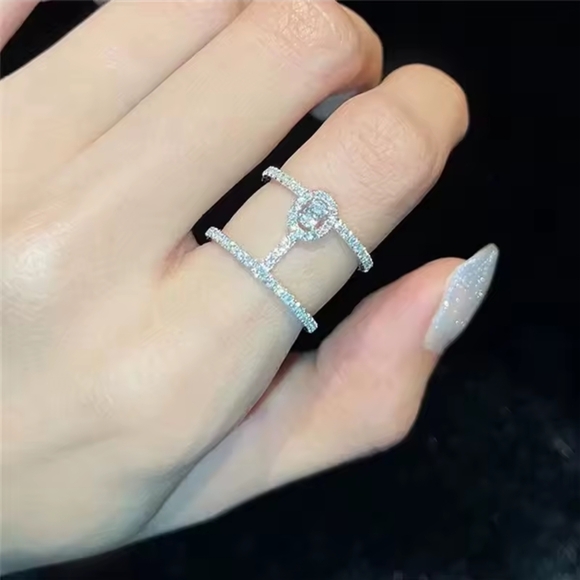 Silver Double-Band Oval Halo Ring with Clear Stones - Picture 6 of 8